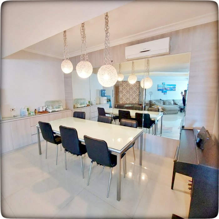 Dijual Cepat Unit Renov 3 dan 1BR Full Furnish City View