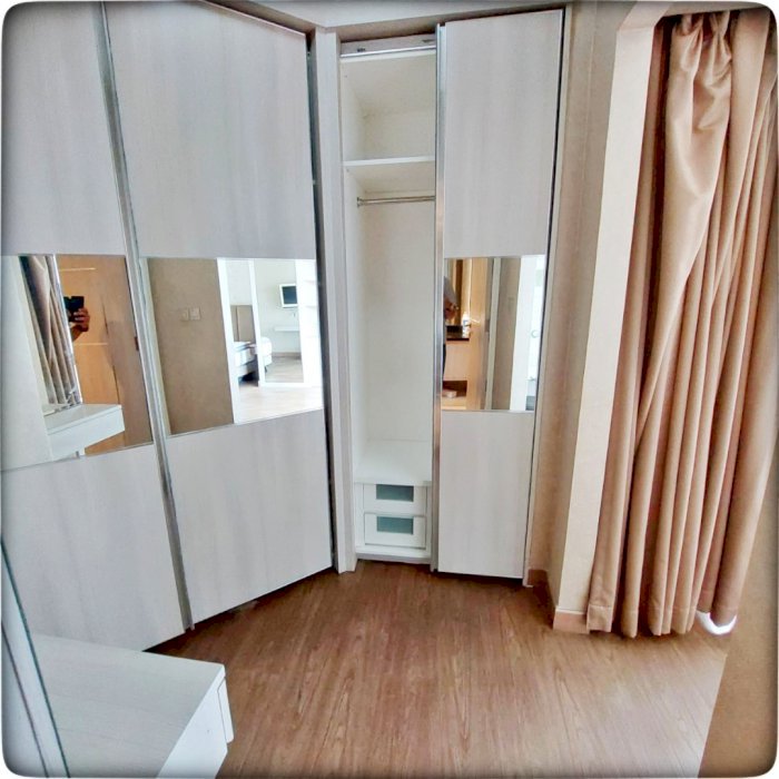 Dijual Cepat Unit Renov 3 dan 1BR Full Furnish City View