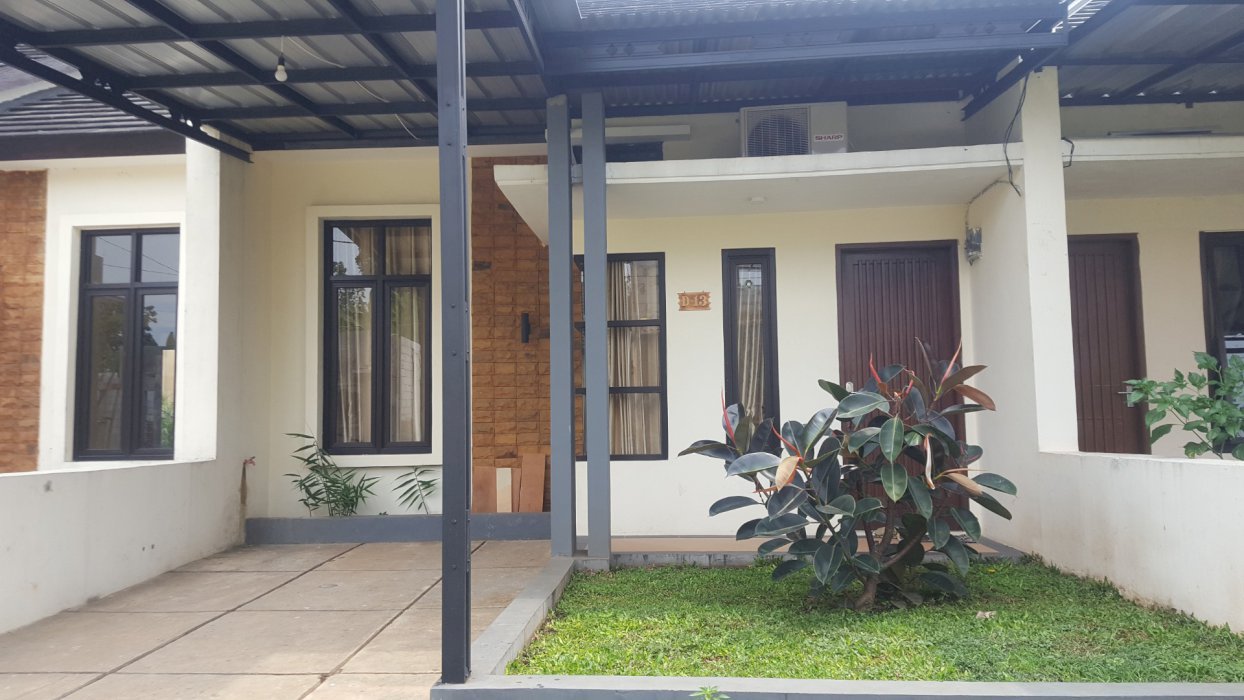 PESONA BINTANG BATUJAJAR  RUMAH KOMERSIL MINIMALIS MODERN