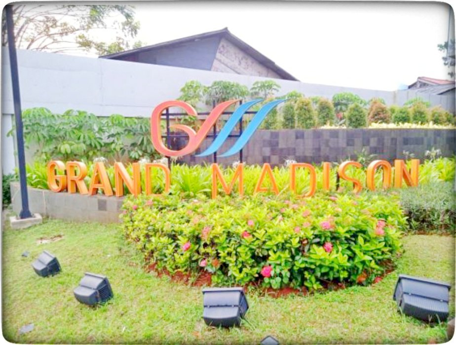 SUPER DUPER SPESIAL 3+1BR JUAL RUGI BANGET DI Grand Madison JARANG ADA