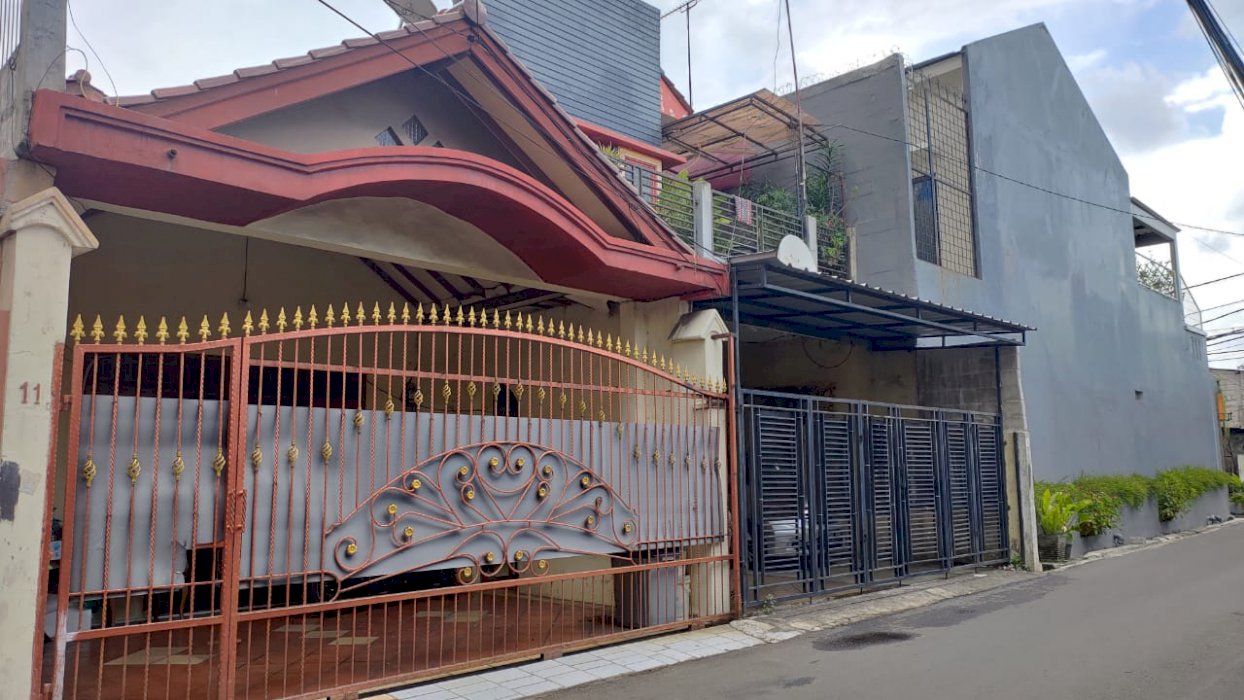 DIJUAL CEPAT RUMAH LUAS, MURAH, LOKASI STRATEGIS