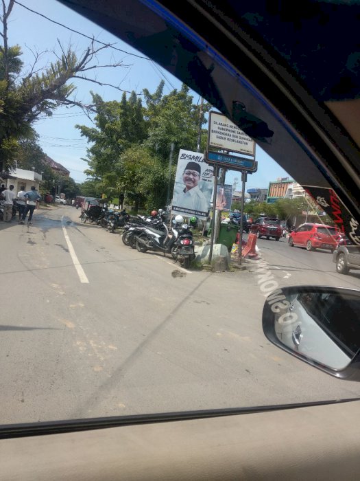 Di jual tanah berukuran (L)