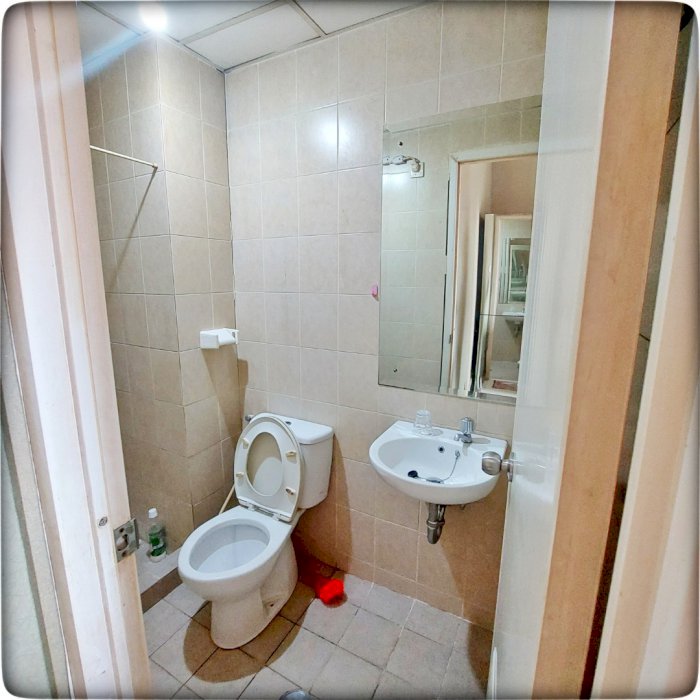 Wow Murah Habis Super Duper Spesial Unit 2+1BR Furnish di Medit 2