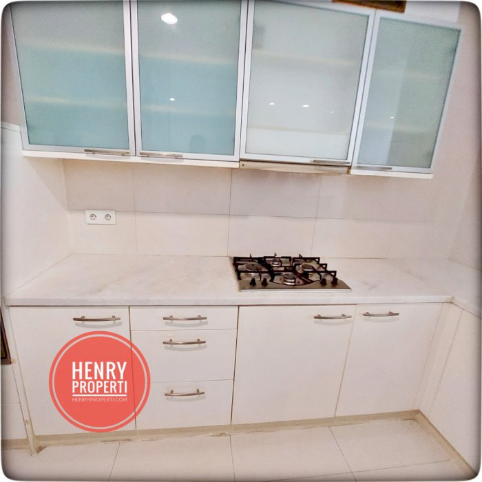 Dijual Unit 3+1BR Baru Renov Best View Full Furnish di Somertset Berli
