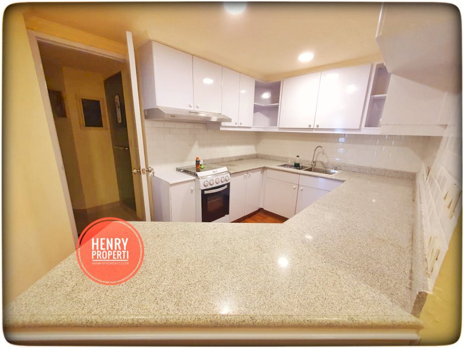 Dijual Harga Spesial Unit.Sudut 2 dan 1BR.Sdh Renov di Taman Anggrek