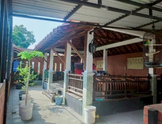 Dijual rumah toko gudang