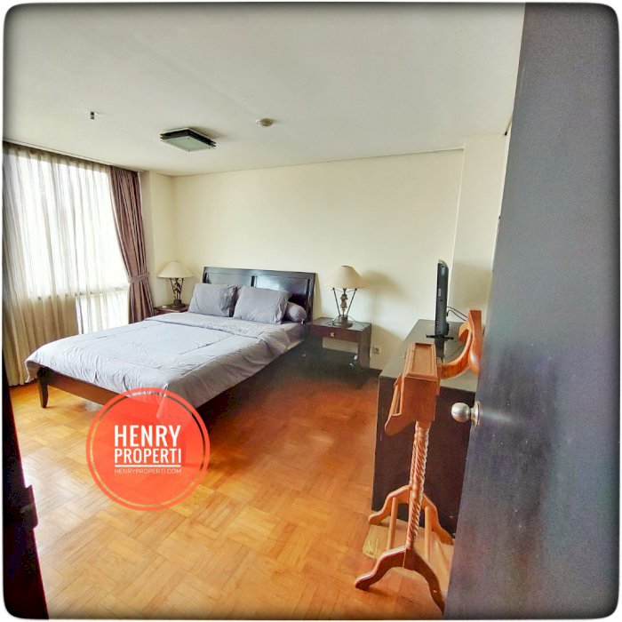 DIJUAL CEPAT HARGA DIBAWAH NJOP UNIT 1+1BR Lantai Rendah Park Royal