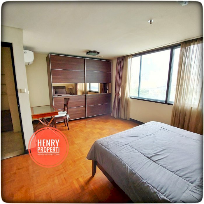 DIJUAL CEPAT HARGA DIBAWAH NJOP UNIT 1+1BR Lantai Rendah Park Royal