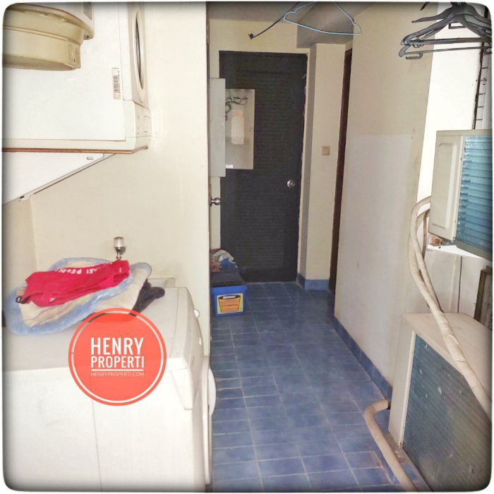 DIJUAL CEPAT HARGA DIBAWAH NJOP UNIT 1+1BR Lantai Rendah Park Royal