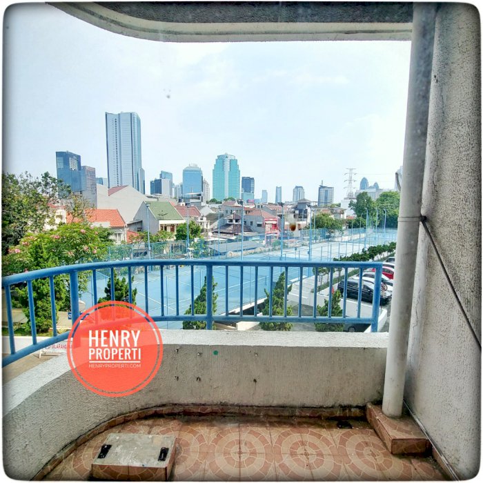 DIJUAL CEPAT HARGA DIBAWAH NJOP UNIT 1+1BR Lantai Rendah Park Royal