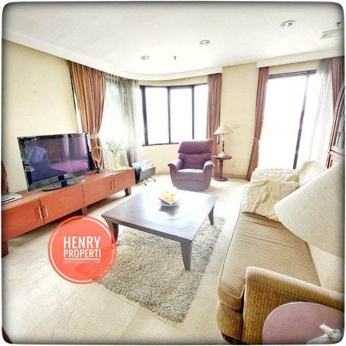 DIJUAL CEPAT HARGA DIBAWAH NJOP UNIT 1+1BR Lantai Rendah Park Royal
