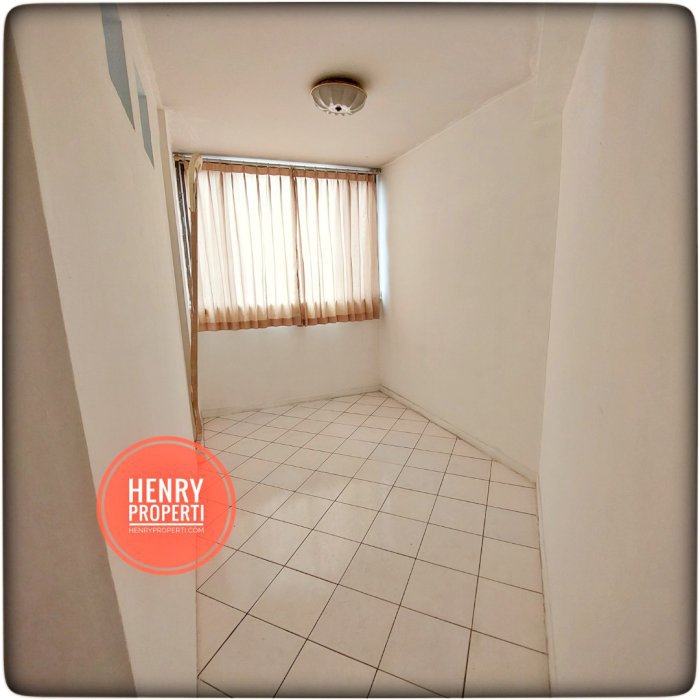 Dijual Cepat HARGA DIBAWAH NJOP Unit 3+1BR View Taman Lantai Rendah