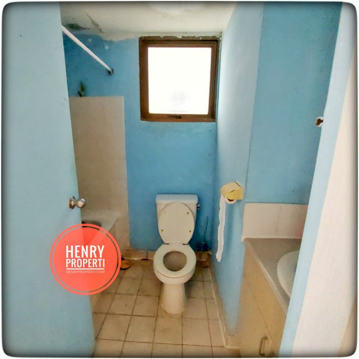Dijual Cepat HARGA DIBAWAH NJOP Unit 3+1BR View Taman Lantai Rendah
