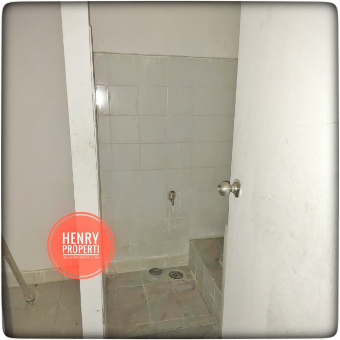 Dijual Cepat HARGA DIBAWAH NJOP Unit 3+1BR View Taman Lantai Rendah