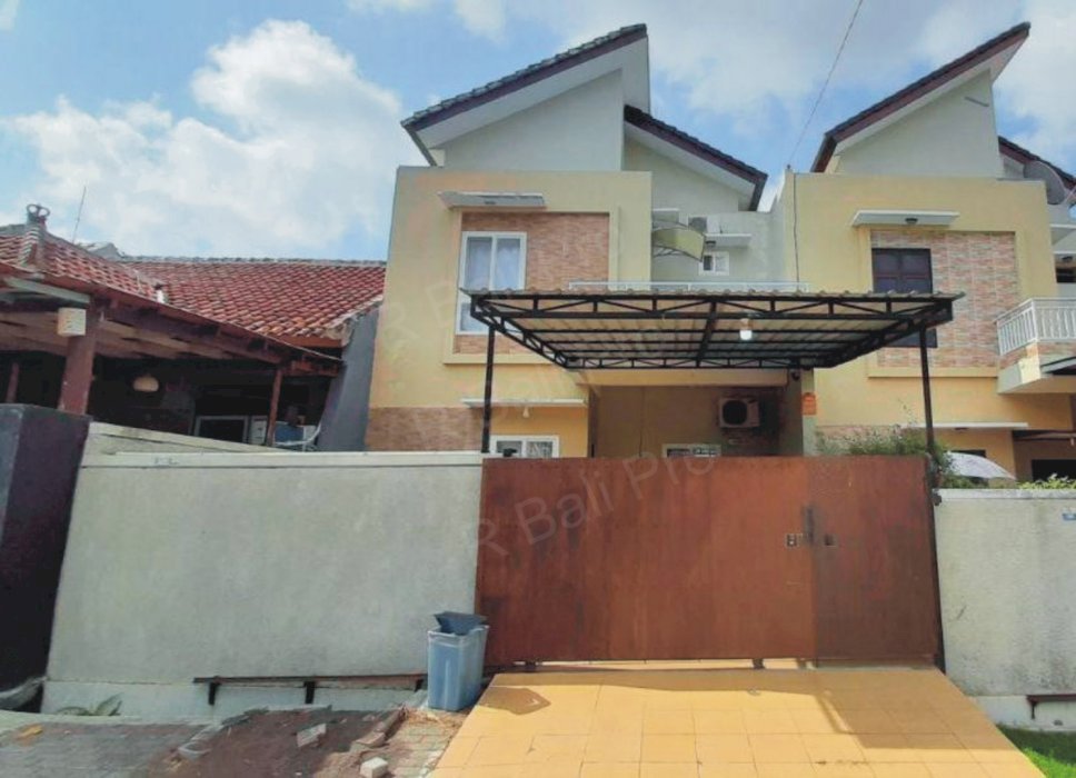 Rumah 2 Lantai Puri Gading Jimbaran Bali