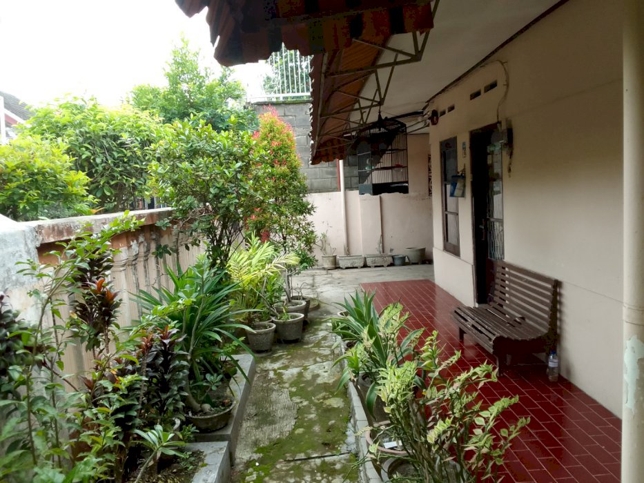 Disewakan rumah full furnished di tengah kota Madiun