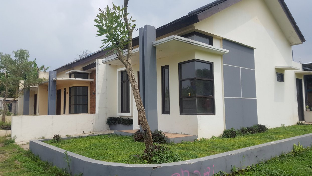 PERUMAHAN MINIMALIS MODERN  TEPI DANAU "PESONA BINTANG BATUJAJAR"