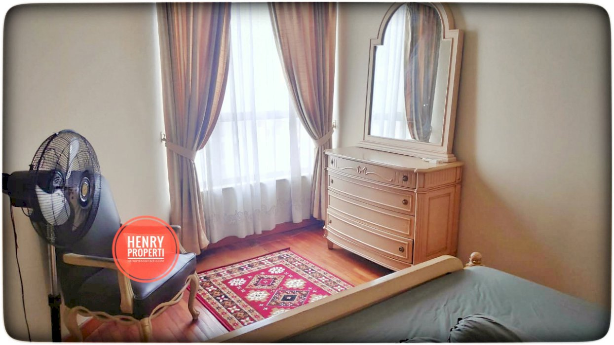 Dijual Unit Renov 3+1BR View Epicentrum Furnish di Taman Rasuna