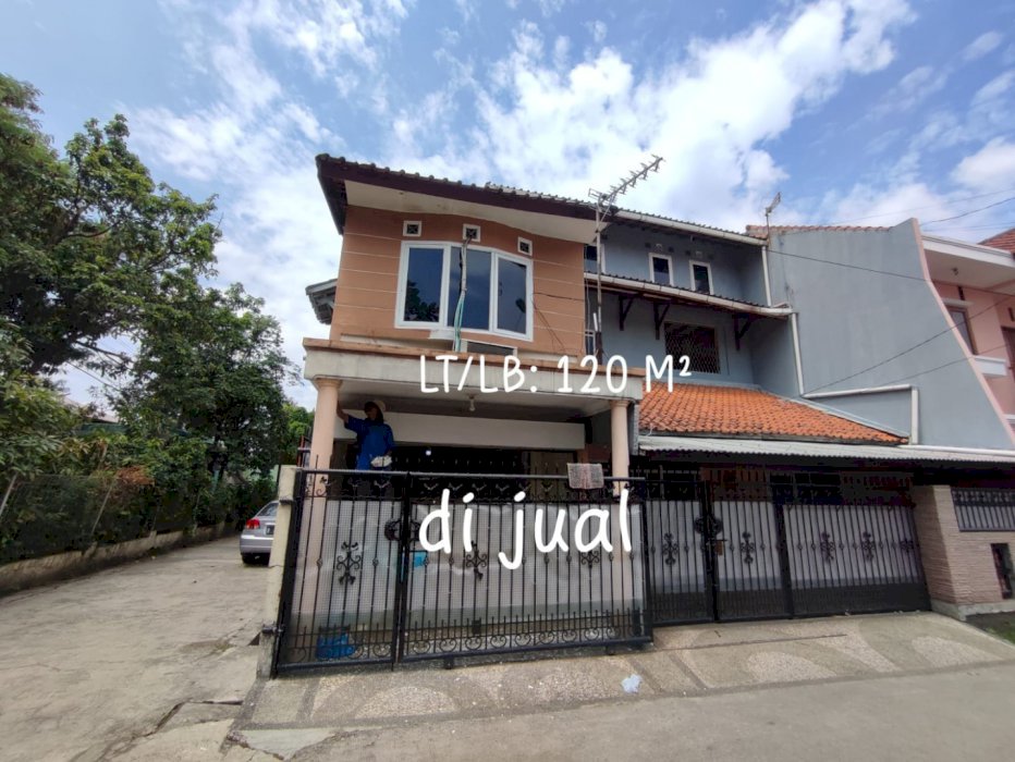 Di jual rumah strategis di bandung