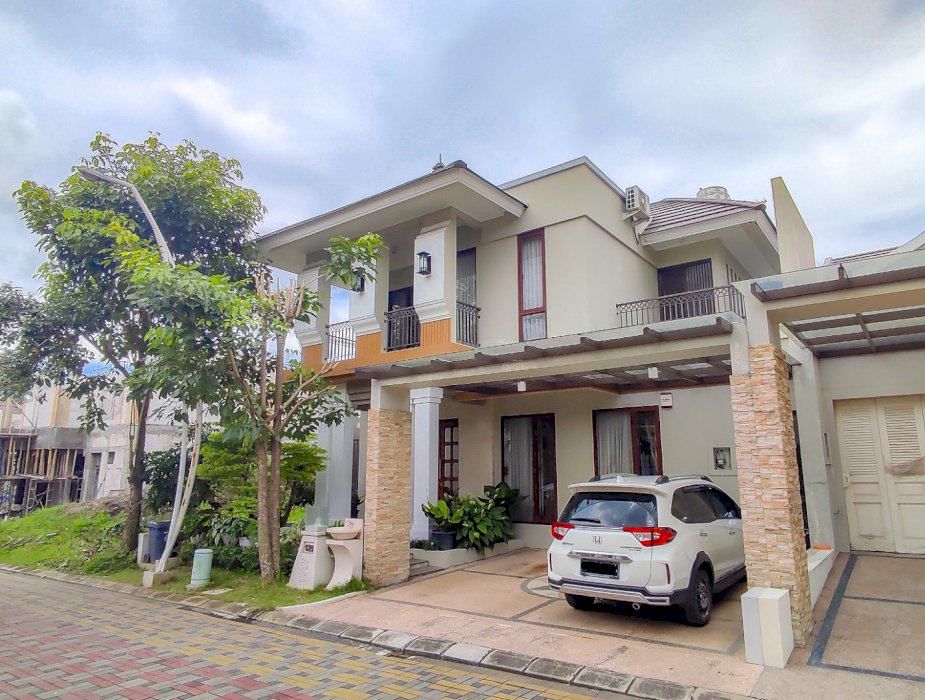 RUMAH 2 LANTAI SIAP HUNI DI PERUMAHAN ELITE VASANA RESIDENCE