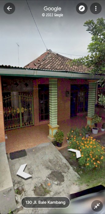 Dijual cepat tanah dan rumah luas 215mÂ². Masih bisa nego