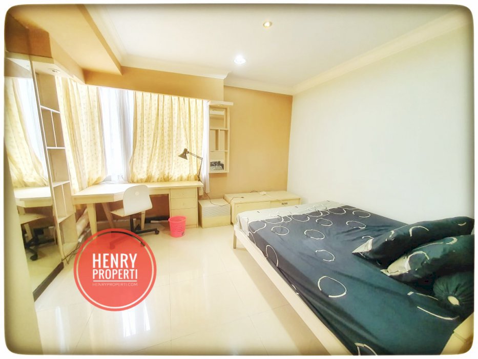 For Rent Best Unit 2+1BR Full Furnish and Renov High Fl Taman Anggrek