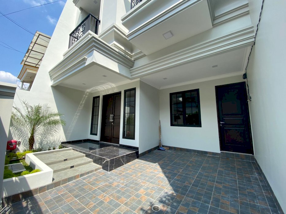 Rumah Mewah Rawamangun