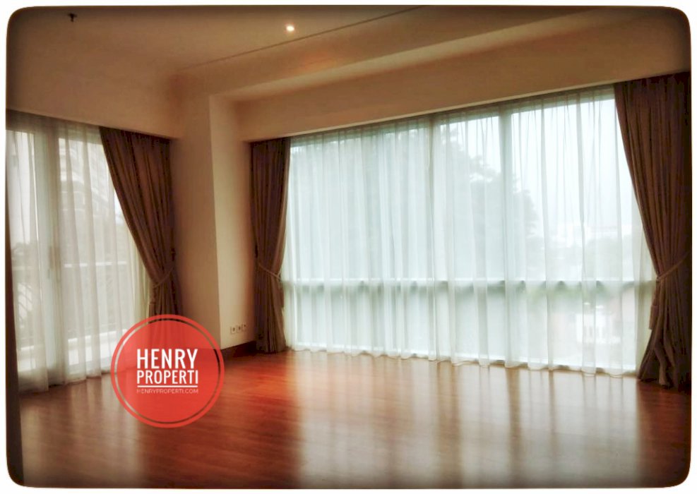 Pakubuwono Residence Dijual Cepat Best Price 3BR +1 Study Lt Rendah