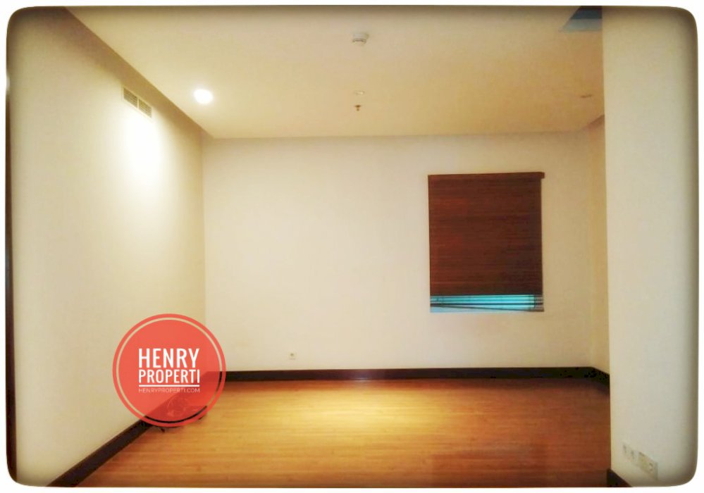 Pakubuwono Residence Dijual Cepat Best Price 3BR +1 Study Lt Rendah