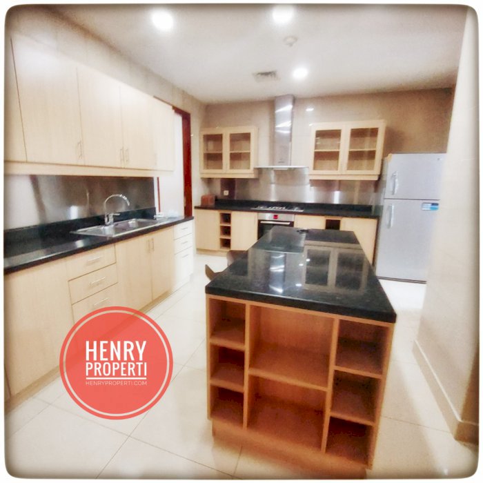 Pakubuwono Residence Dijual Cepat Best Price 3BR +1 Study Lt Rendah
