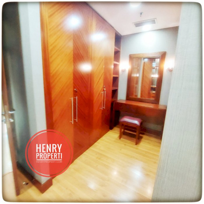 Pakubuwono Residence Dijual Cepat Best Price 3BR +1 Study Lt Rendah