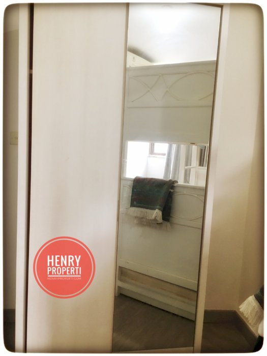 Dijual Unit Renov 2+1BR Furnish View Epicentrum di Taman Rasuna