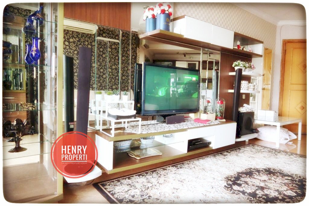 Dijual Unit Renov 3+1BR Furnish View City di Taman Rasuna