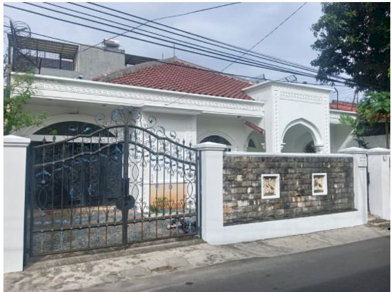 Rumah  Bagus Siap Huni, Lokasi Strategis di Kebayoran Lama