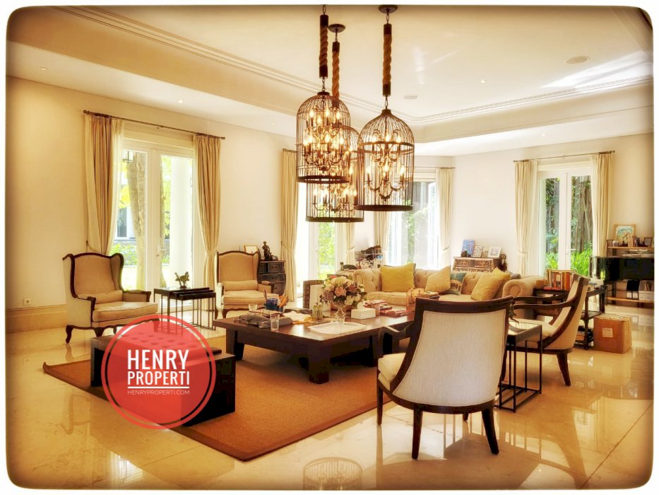 For Rent Big and Best House For Embassy House at Lembang Menteng