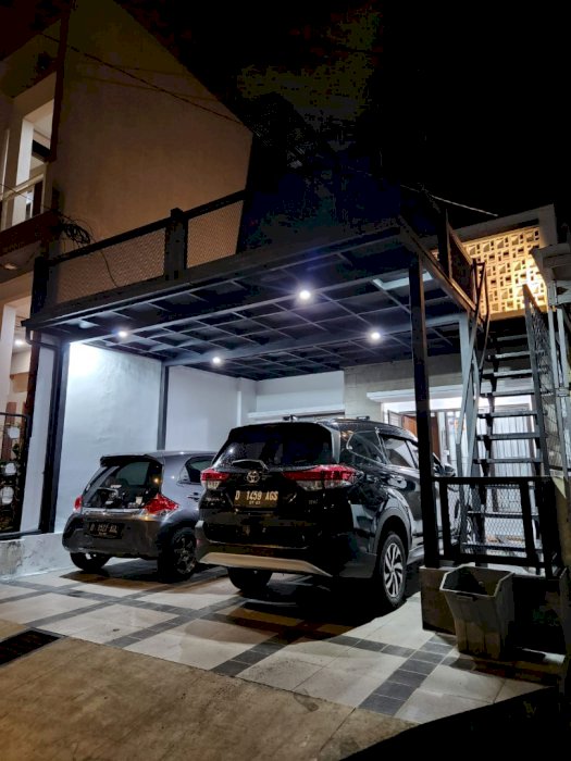 Dijual rumah murah depan borma margacinta buahbatu 1.2 miliar