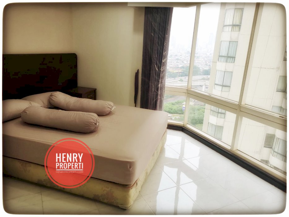 For Rent Best Unit 4 and 1BR Full Furnish Renov Mid Fl Taman Anggrek