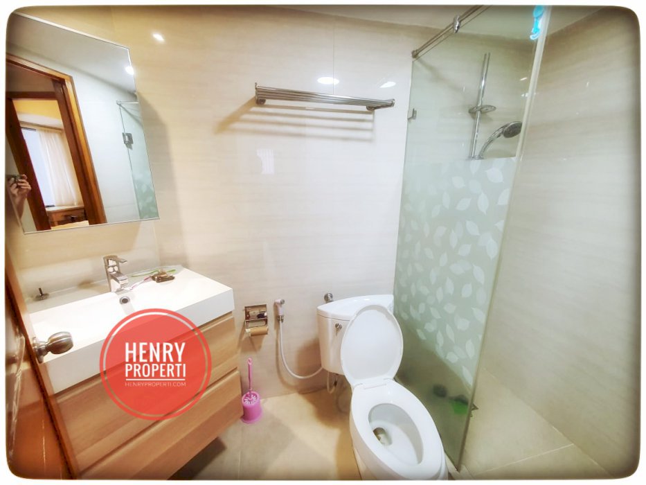 For Rent Best Unit 4 and 1BR Full Furnish Renov Mid Fl Taman Anggrek
