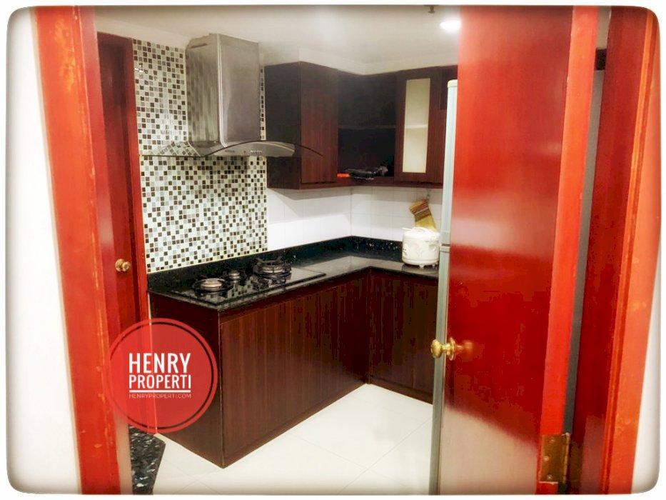 Dijual Cepat Unit 2 dan 1BR Furnish City View Taman Anggrek Lt Tinggi