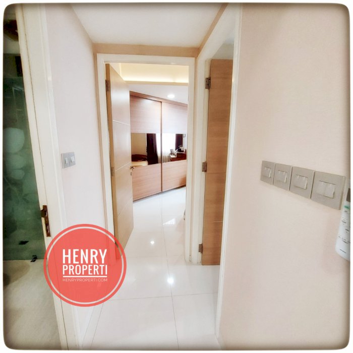 Dijual Unit Renov 2 dan 1BR Furnish Best View Taman Anggrek Condominiu