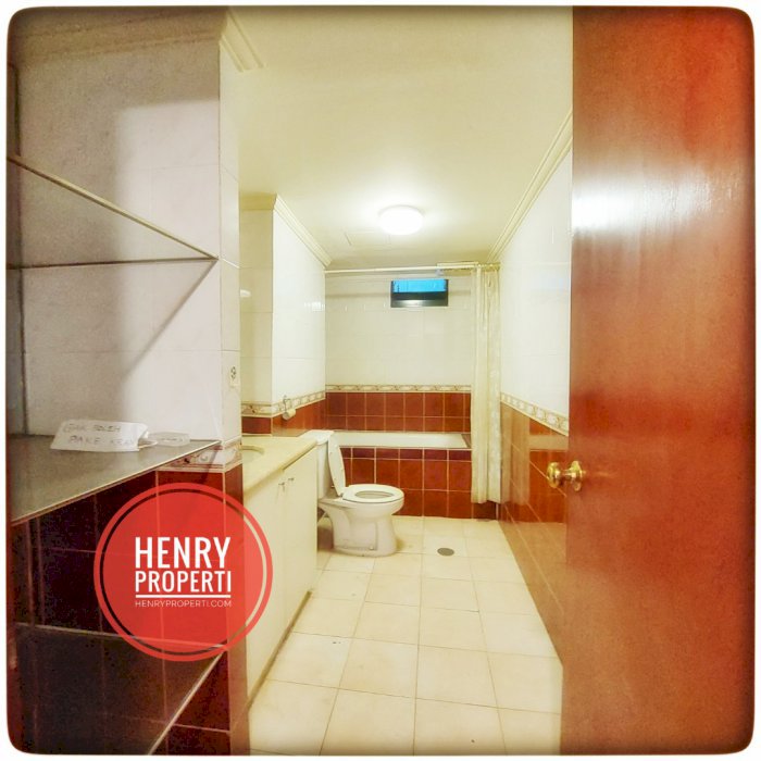 Dijual Unit Terbaik 3 dan 1BR City View Taman Anggrek Condominium