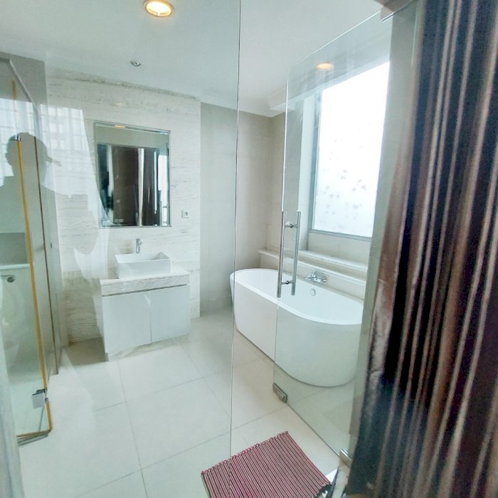 Dijual Termurah Unit 3+1BR Baru Renov Furnish City View Residence 8