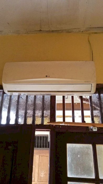 Pelayanan jasa service AC segala merk
