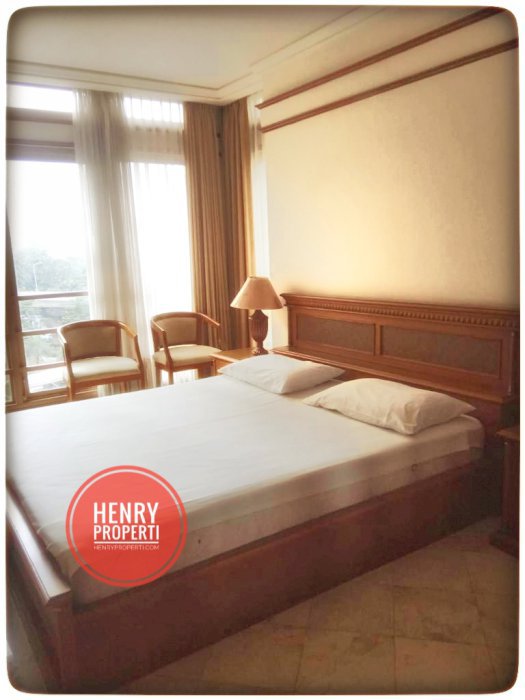 Dijual Unit 3BR + 1 Study Terbaik di Somerset Grand Citra View Pool