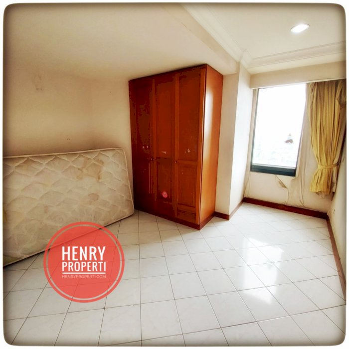 Dijual Unit Best View 3 dan 1BR  di Taman Anggrek Condominium