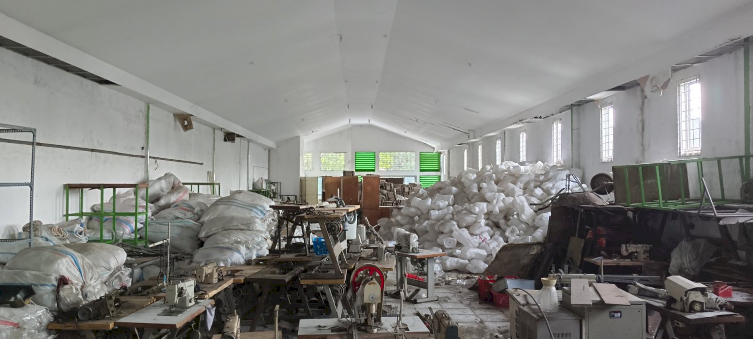 DIJUAL CEPAT GUDANG 2 LANTAI BEKAS PABRIK KONFEKSI NOL JALAN