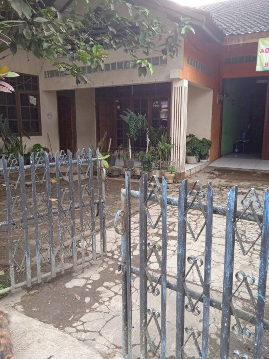 Jual rumah di kota kecamatan banjaran