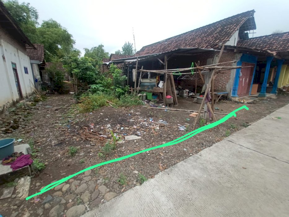 Jual tanah pekarangan di Trowulan