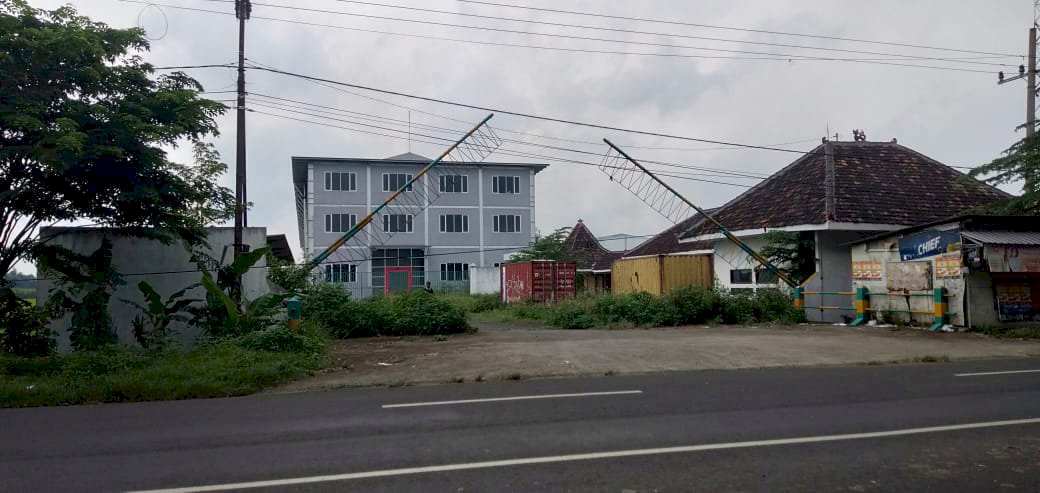 PABRIK BARU NOL JALAN DIJUAL ATAS NAMA PT ROW JALAN 12 MTR HADAP UTARA