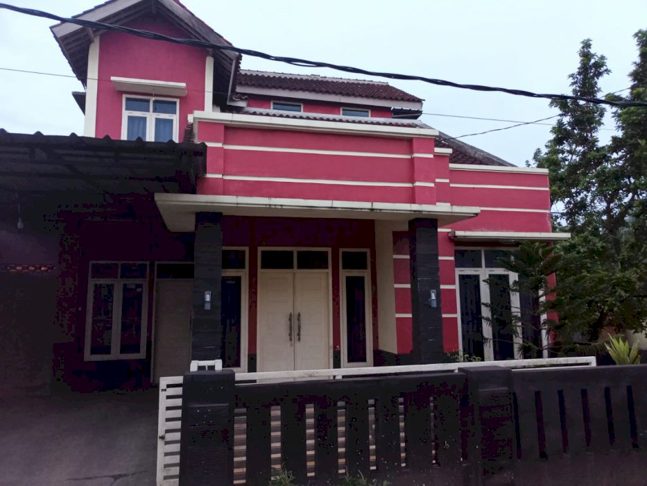 Rumah siap huni 2 lantai